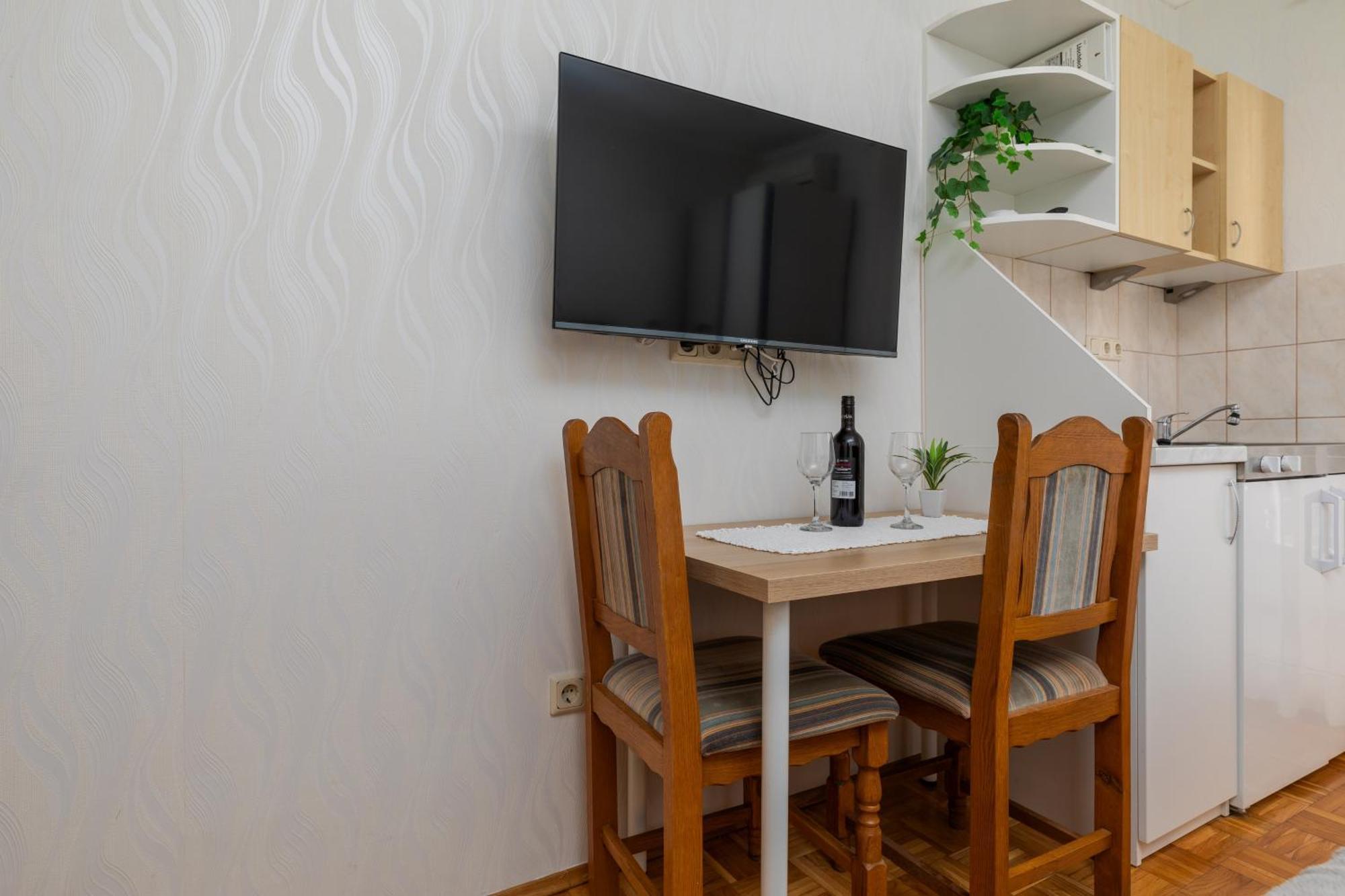 Apartments By The Sea Duce, Omis - 5973 Exterior photo