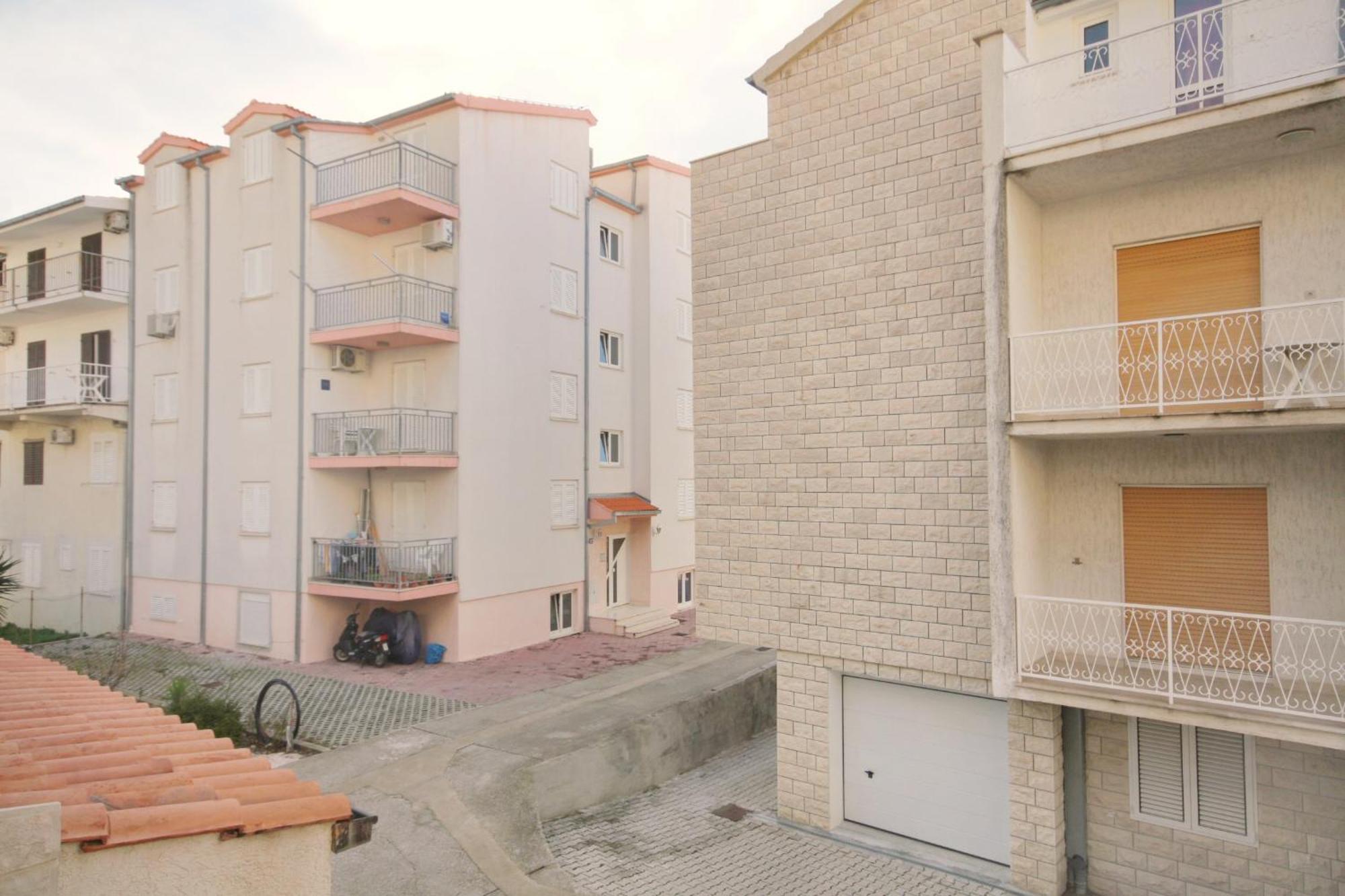 Apartments By The Sea Duce, Omis - 5973 Exterior photo